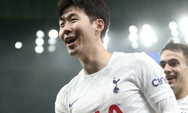 Son Heung-min lần thứ 5 liên tiếp giành Quả bóng Vàng châu Á
