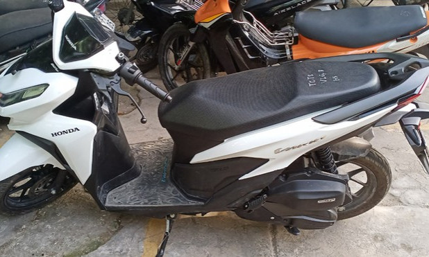 Mua xe gian, thay biển số, đổi màu sơn để sử dụng
