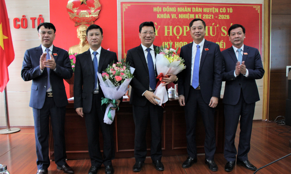 Bí thư Huyện uỷ Nguyễn Việt Dũng được bầu giữ chức Chủ tịch UBND huyện Cô Tô
