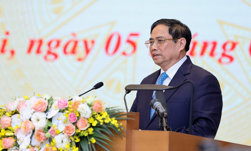 ‘Đoàn kết kỷ cương, chủ động thích ứng, an toàn hiệu quả, phục hồi phát triển’