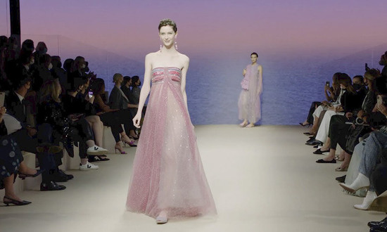Giorgio Armani hủy các buổi trình diễn trực tiếp tại Milan và Paris do dịch COVID-19