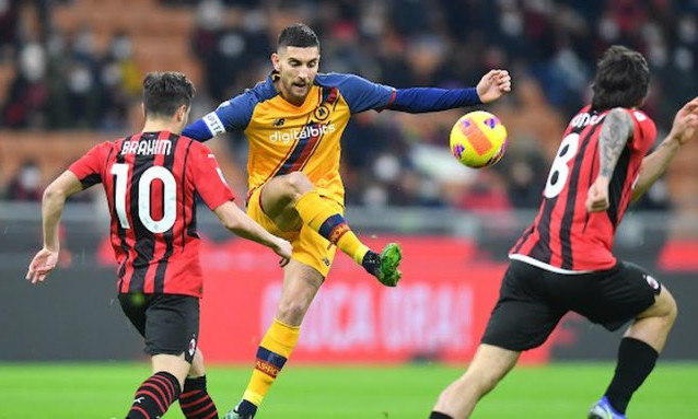 Milan đẩy Roma khỏi nhóm dự Cup châu Âu