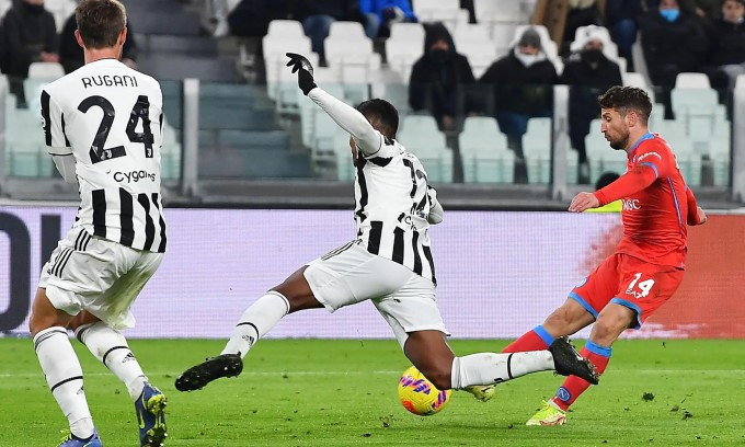 Juventus lỡ cơ hội áp sát top bốn