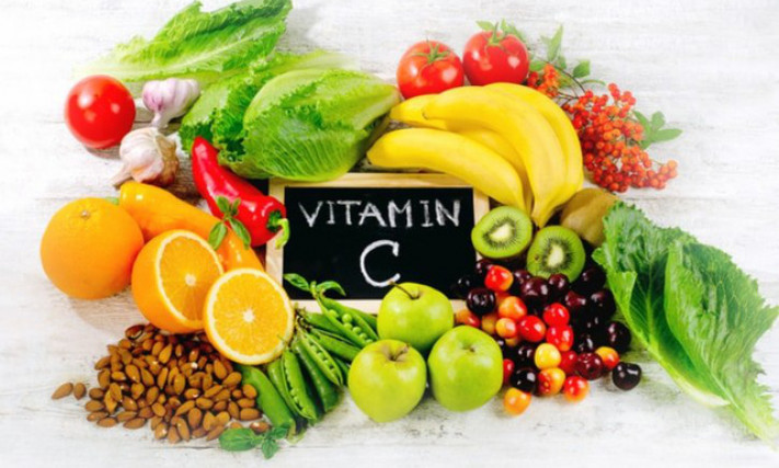 Dùng quá liều vitamin C gây những tác dụng phụ gì?