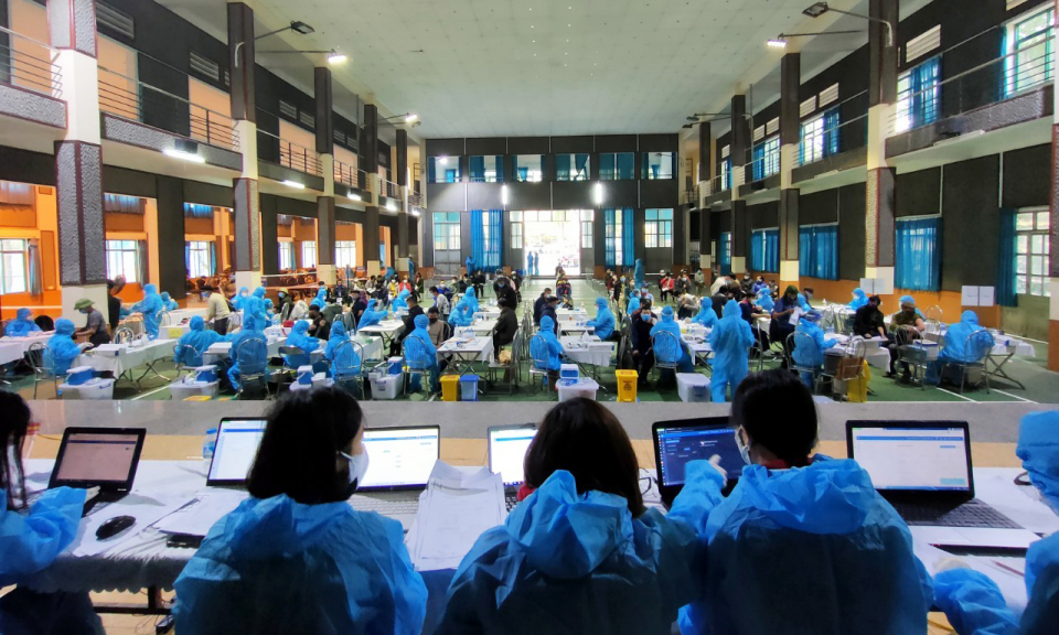 TP Uông Bí triển khai Đợt cao điểm “Đẩy lui dịch bệnh, phục vụ nhân dân vui Tết đón Xuân”
