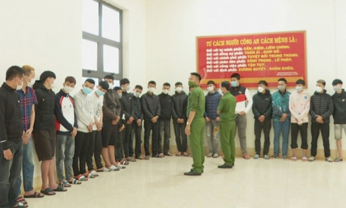 Hai nhóm học sinh đánh nhau, một người tử vong