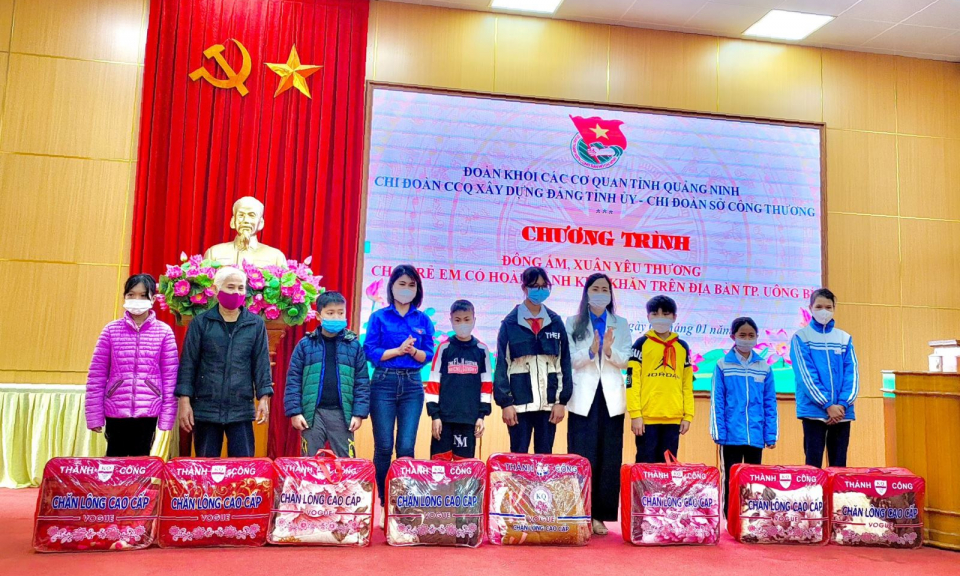 Khơi dậy, phát huy sức mạnh đại đoàn kết toàn dân