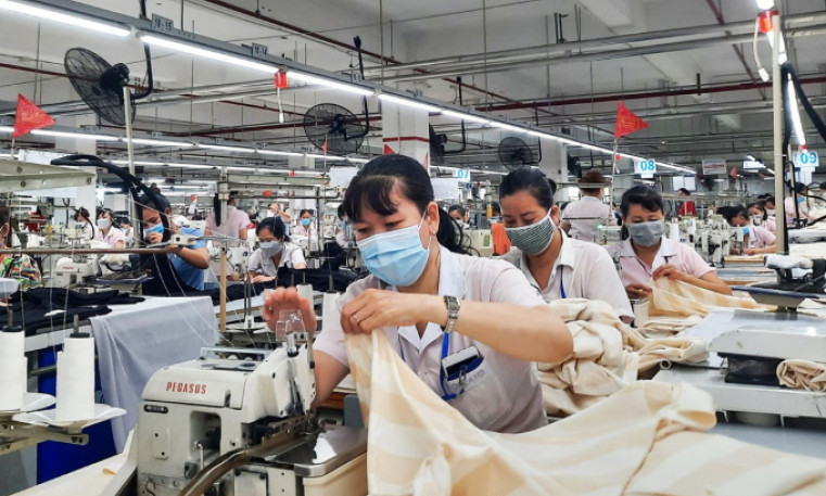 50% doanh nghiệp TP HCM gặp khó khăn thưởng Tết