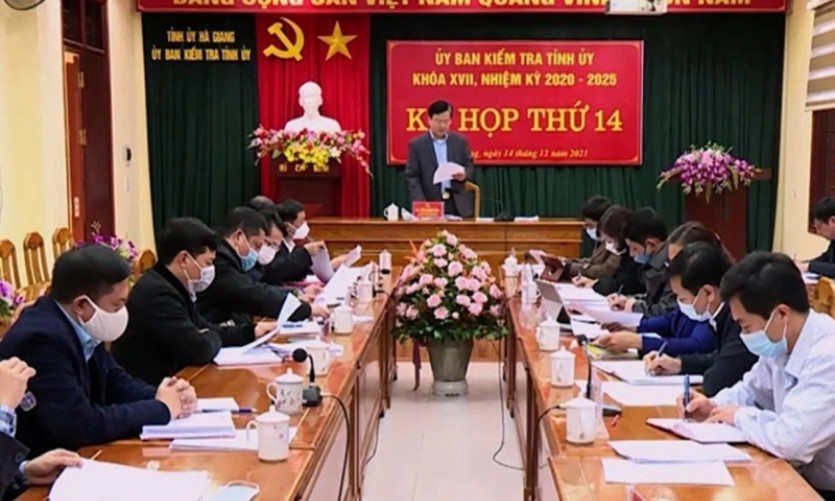 Khởi tố, bắt tạm giam nguyên Chánh Văn phòng, Kế toán Ban Nội chính Tỉnh ủy Hà Giang