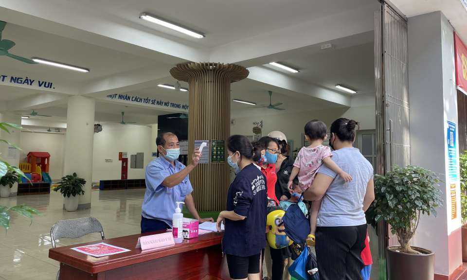 Thích ứng an toàn trong các trường học