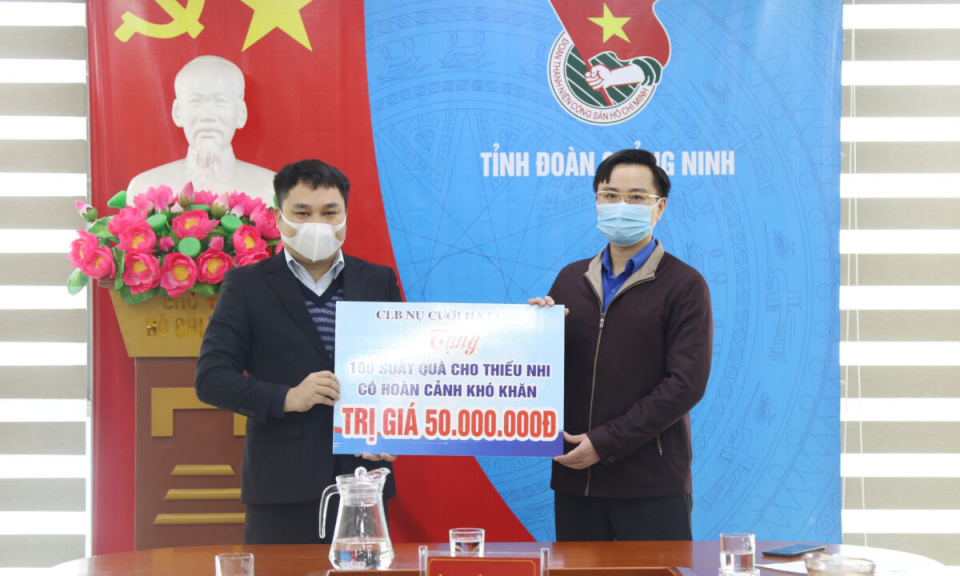 Vận động 3.500 suất quà Tết cho trẻ em nghèo