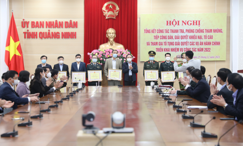 Đấu tranh làm thất bại âm mưu của thế lực thù địch