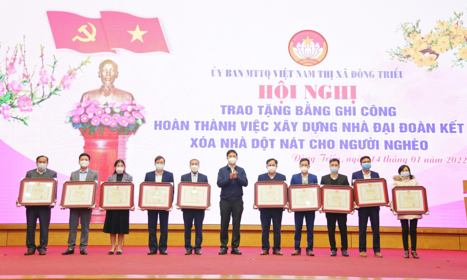 Đông Triều: Hoàn thành xây dựng nhà “Đại đoàn kết”, xóa nhà dột nát cho hộ nghèo đầu tiên trong toàn quốc