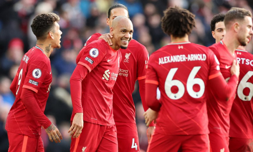 Liverpool chiếm vị trí thứ 2 của Chelsea