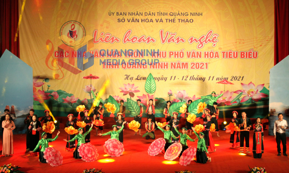 Liên hoan văn nghệ các nhà văn hóa thôn - khu phố văn hóa tiêu biểu tỉnh Quảng Ninh năm 2021, tháng 11-2021