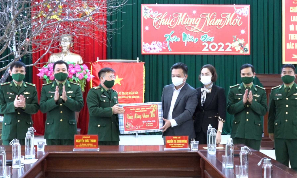 Chủ nhiệm Ủy ban Kiểm tra Tỉnh ủy thăm, chúc Tết tại TP Cẩm Phả