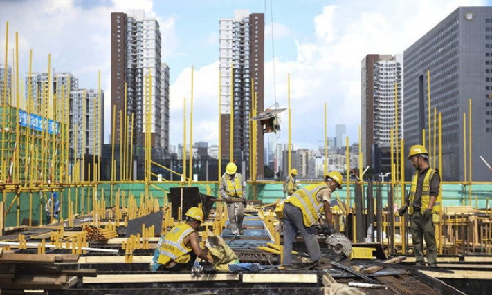 Trung Quốc tăng trưởng 8,1% năm 2021