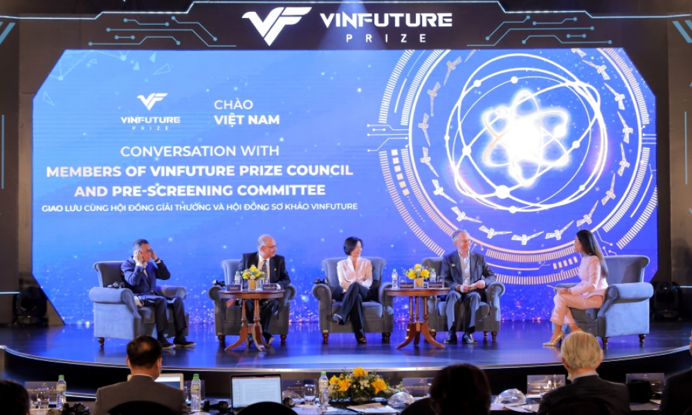 “Tò mò” - Bí quyết của các bộ óc siêu việt nhất thế giới