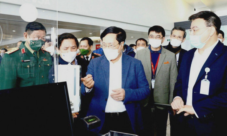 Hạn chế tối đa hủy chuyến, ùn tắc tại sân bay dịp Tết