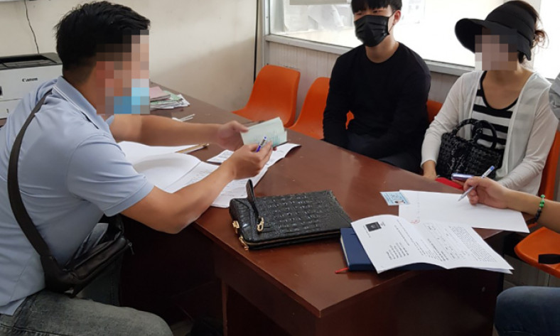 Cuộc truy tìm kẻ sản xuất video khiêu dâm, trốn ở Việt Nam