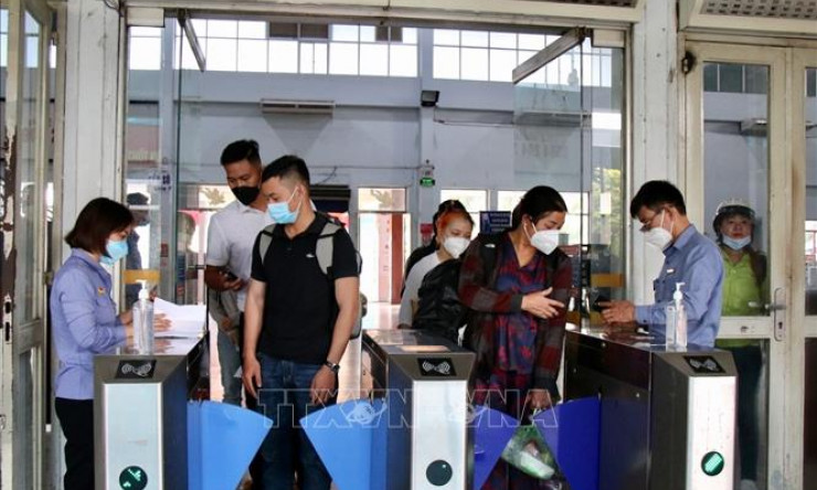 Bảo đảm mở cửa trường học an toàn, tạo điều kiện thuận lợi cho người dân về quê ăn Tết