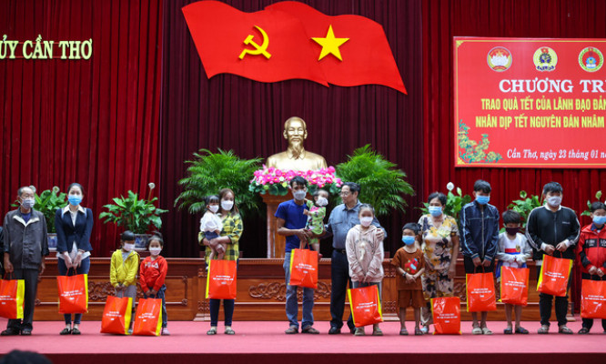 Thủ tướng Phạm Minh Chính: Đón người dân về quê an toàn, chăm lo để mọi người đều có Tết, bù đắp những khó khăn, mất mát do dịch bệnh