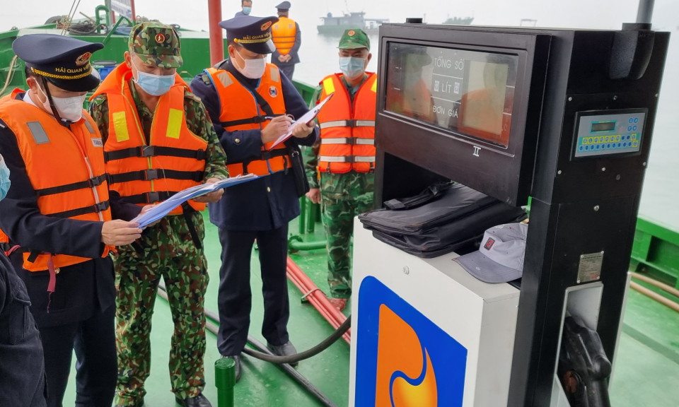 Tăng cường trách nhiệm người đứng đầu trong công tác chống buôn lậu
