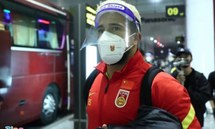 Tuyển Trung Quốc mang 3 cầu thủ nhập tịch
