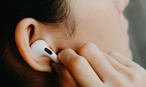 Quên Face ID và Touch ID đi, Apple đang phát triển công nghệ Ear ID mới