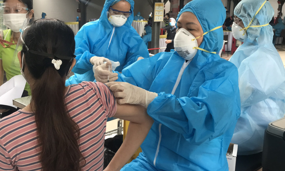 Chiều 30/1: Đã phân bổ 196 triệu liều vaccine phòng COVID-19; TP.HCM đã 4 tuần liên tiếp là vùng xanh