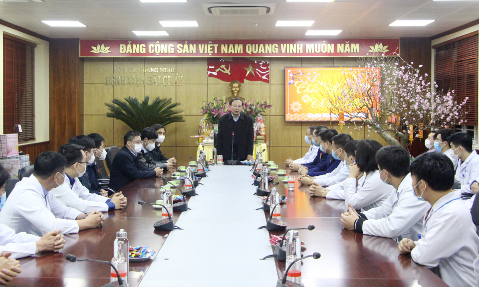 Bí thư Tỉnh ủy chúc Tết một số cá nhân, cơ quan, đơn vị trên địa bàn TP Hạ Long