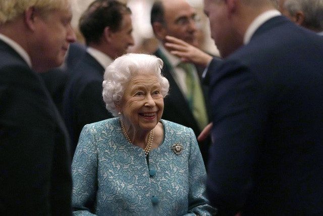 70 năm trị vì nước Anh của Nữ hoàng Elizabeth, linh hồn của người dân Anh - Ảnh 1.