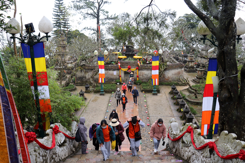 Yen Tu has welcomed  more than 100,000 visitor arrivals since the beginning of this year.