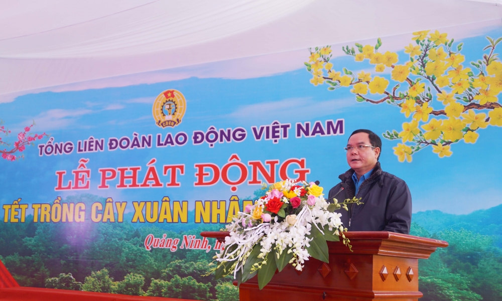 Chủ tịch Tổng LĐLĐ Việt Nam Nguyễn Đình Khang phát động Tết trồng cây Xuân Nhâm Dần.