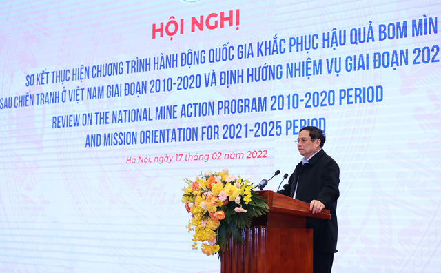 PM calls for joint efforts in supporting Viet Nam cope with post-war UXO consequences  - Ảnh 1.