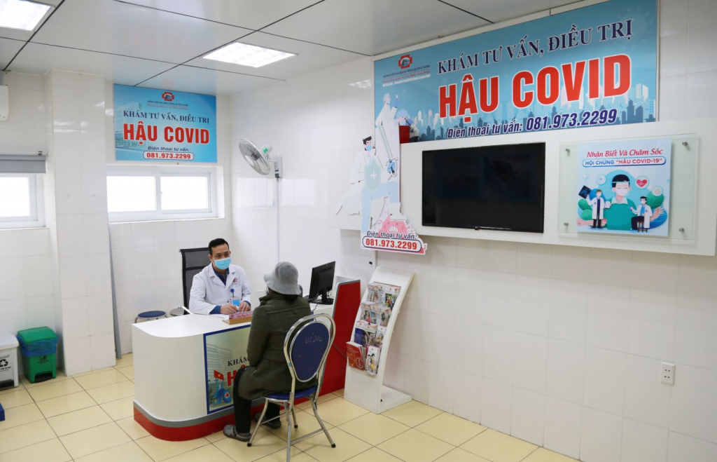 Patients get a consultation with doctors at the Provincial General Hospital about their symtoms after Covid-19.