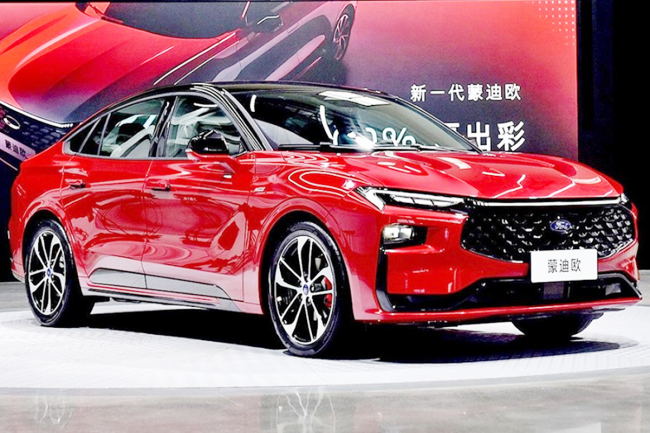‘Kẻ hủy diệt’ Toyota Camry 2022 lộ diện: Giá dự kiến áp đảo Honda Accord, công nghệ ngập tràn