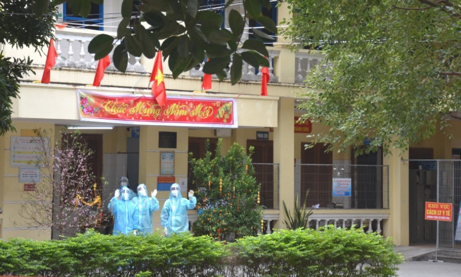 Trực Tết cùng các chiến sĩ áo trắng
