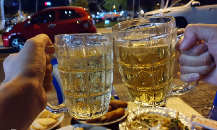 Sai lầm cần tránh khi ăn uống ngày Tết