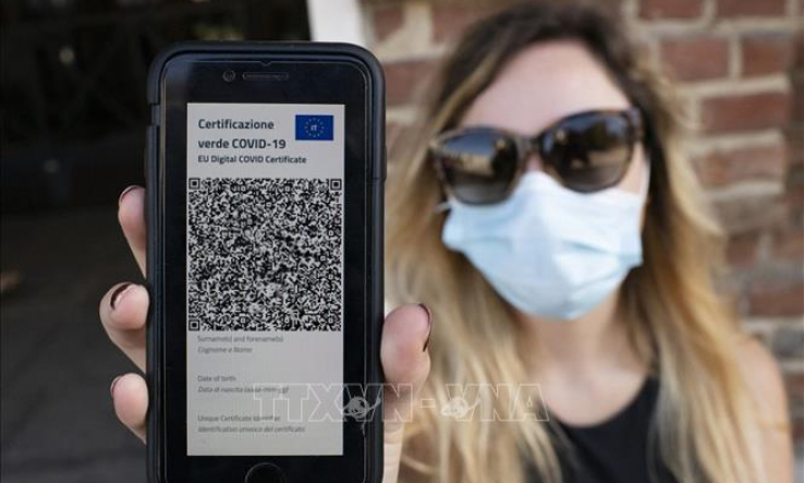 Italy thắt chặt các quy định về việc sử dụng thẻ xanh