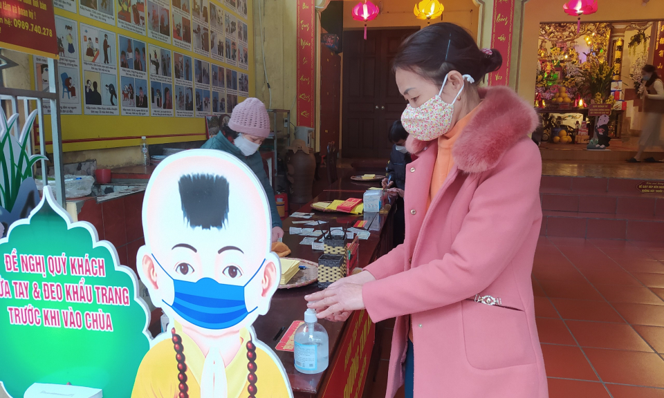 Đi lễ chùa an toàn, văn minh mùa dịch