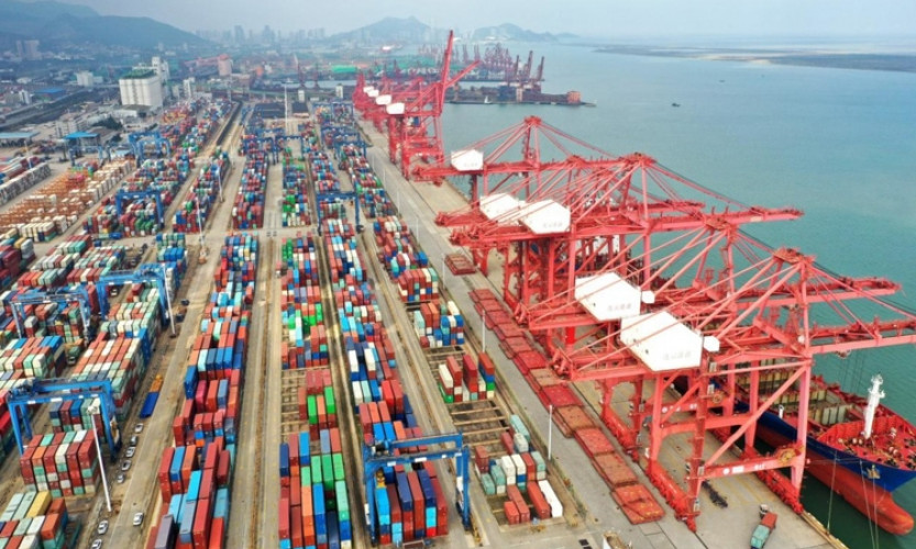 Xuất khẩu hàng hóa trung gian của thế giới tiếp tục tăng trưởng 27%