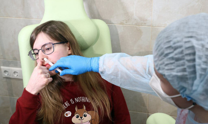 Phát triển vaccine nhỏ mũi phòng ngừa COVID-19