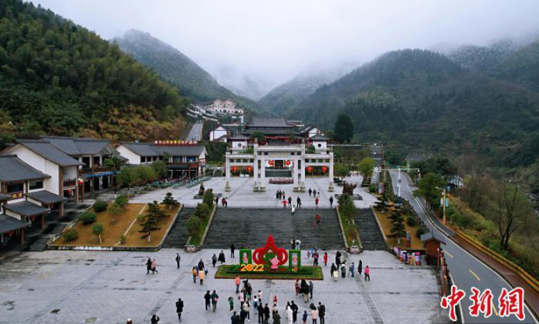 中国春节假期2.51亿人次出游