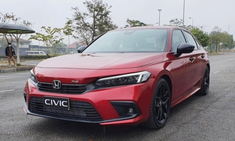 Honda Civic 2022 thế hệ mới lộ trang bị cực chất ‘đe nẹt’ Toyota Camry khiến dân tình ‘nhức nách'