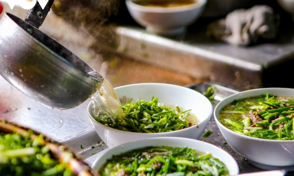Hanoi among world's 25 best destinations for food lovers