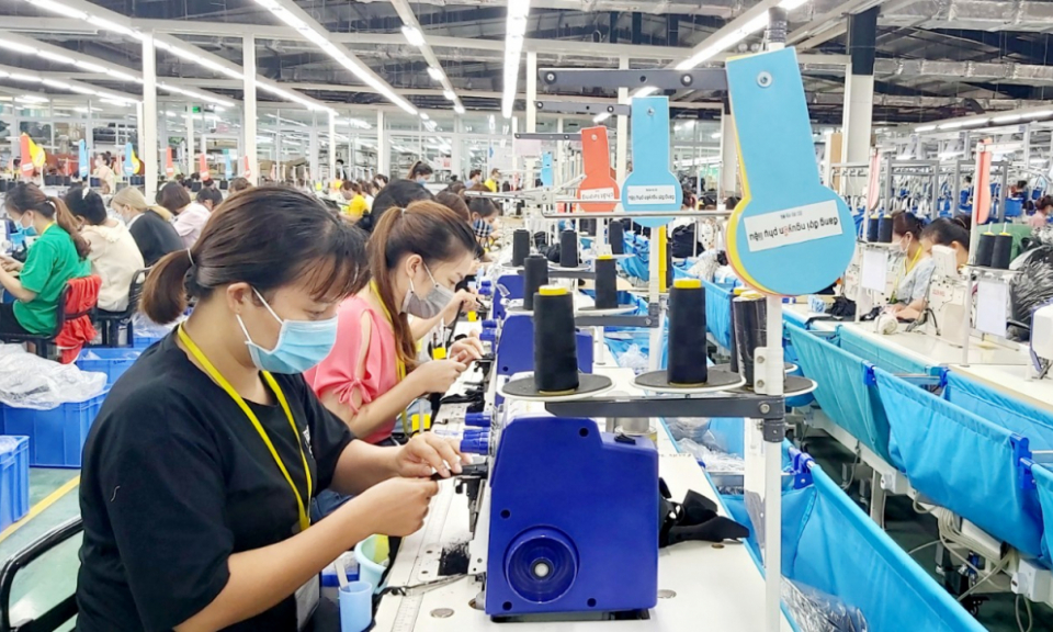 Doanh nghiệp giữ vững nhịp sản xuất