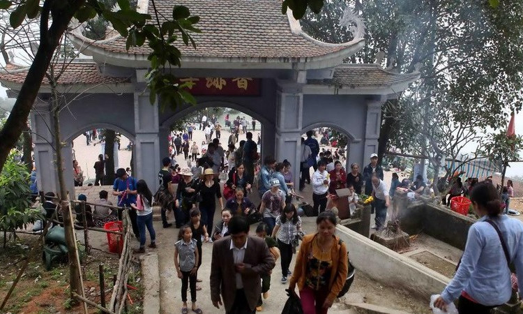 Du lịch tâm linh đầu năm và tín hiệu khởi sắc
