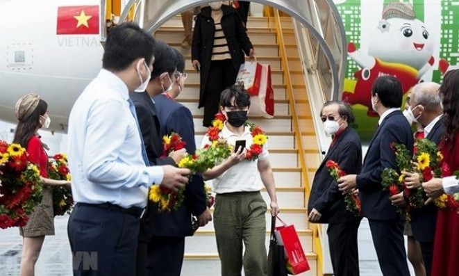 Vietnam welcomes nearly 9,000 international tourists under pilot programme