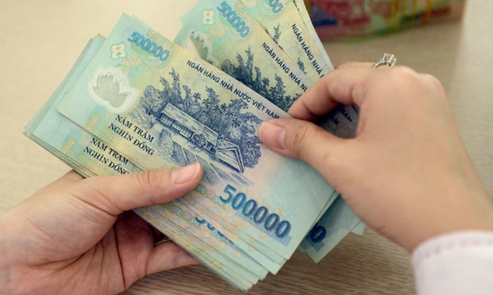 Chính sách mới về bảo hiểm, tiền lương người lao động cần biết